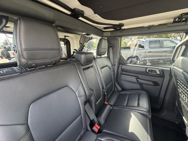 2025 Ford Bronco 6th Gen - Image 12 of 15