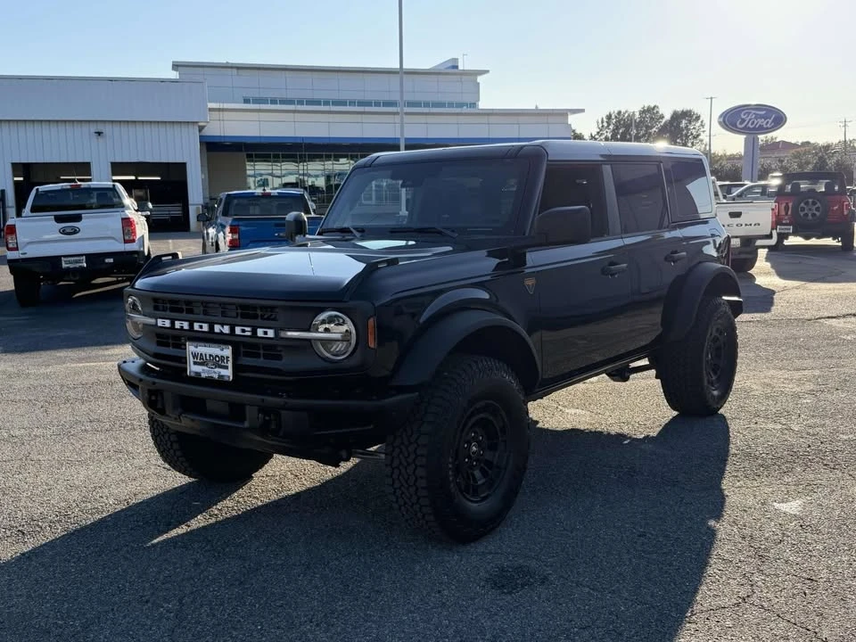 2025 Ford Bronco 6th Gen - Image 2 of 11