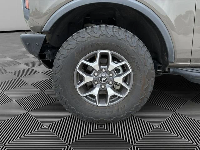 2025 Ford Bronco 6th Gen - Image 8 of 12