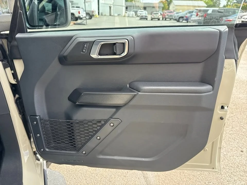 2025 Ford Bronco 6th Gen - Image 18 of 19