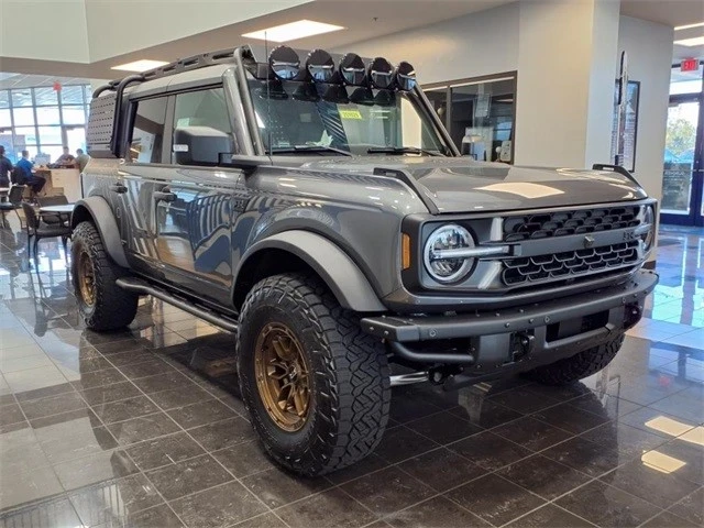 2025 Ford Bronco 6th Gen - Image 7 of 10