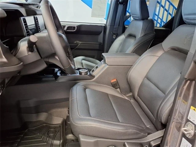 2025 Ford Bronco 6th Gen - Image 3 of 10