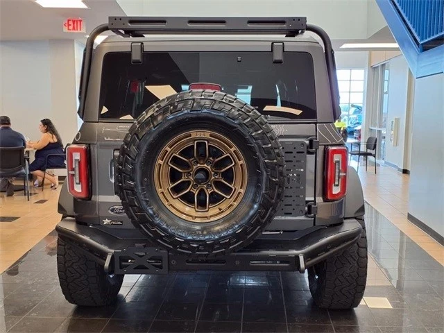 2025 Ford Bronco 6th Gen - Image 9 of 10
