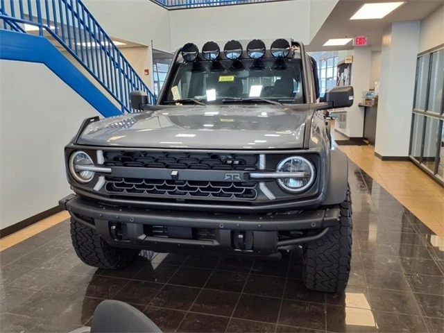 2025 Ford Bronco 6th Gen - Image 8 of 10