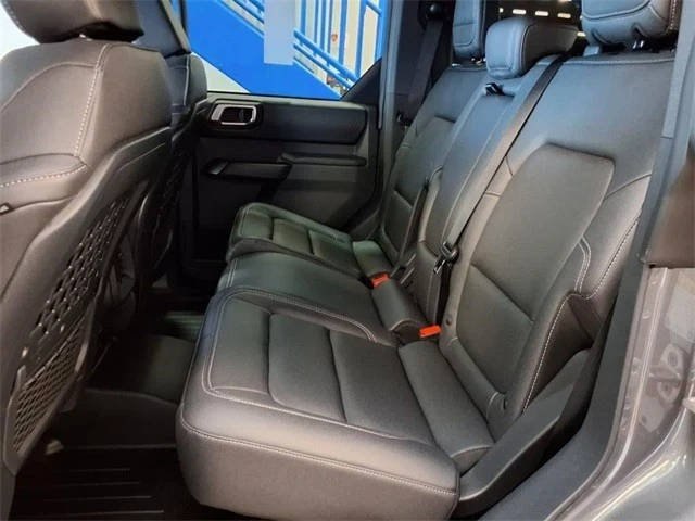 2025 Ford Bronco 6th Gen - Image 4 of 10