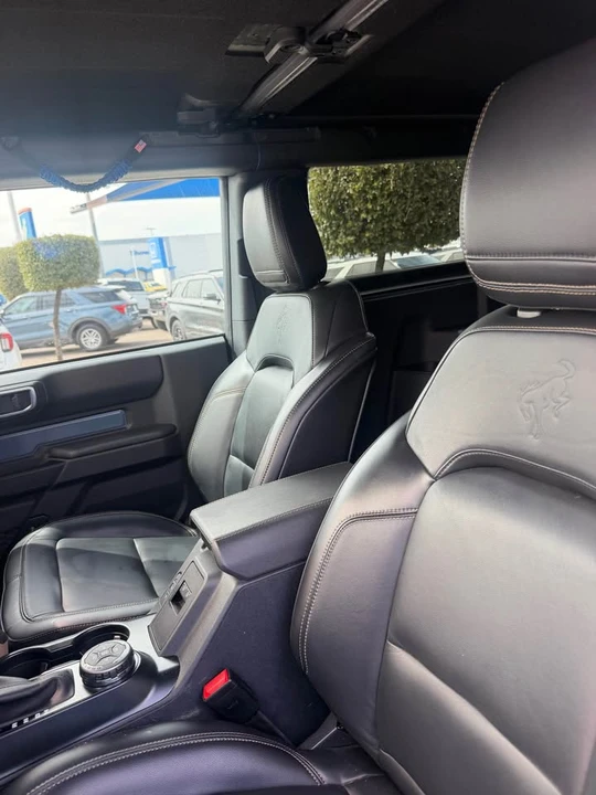 2025 Ford Bronco 6th Gen - Image 10 of 13