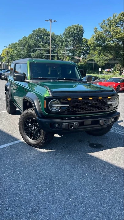 2025 Ford Bronco 6th Gen - Image 2 of 20