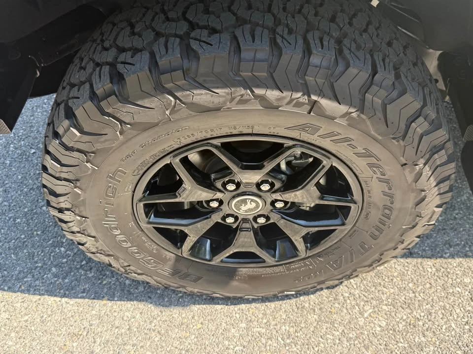 2025 Ford Bronco 6th Gen - Image 10 of 20