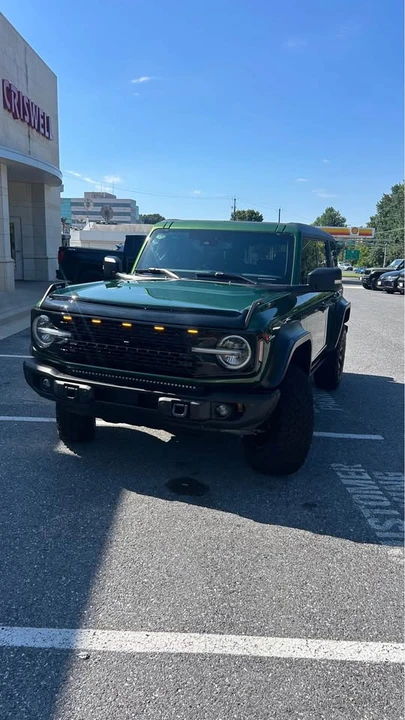2025 Ford Bronco 6th Gen - Image 3 of 20
