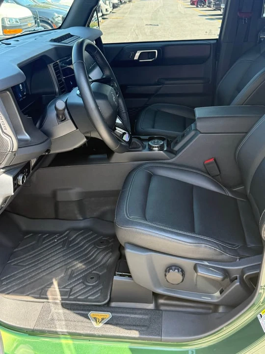 2025 Ford Bronco 6th Gen - Image 11 of 20