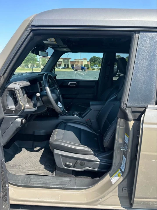 2025 Ford Bronco 6th Gen - Image 4 of 15