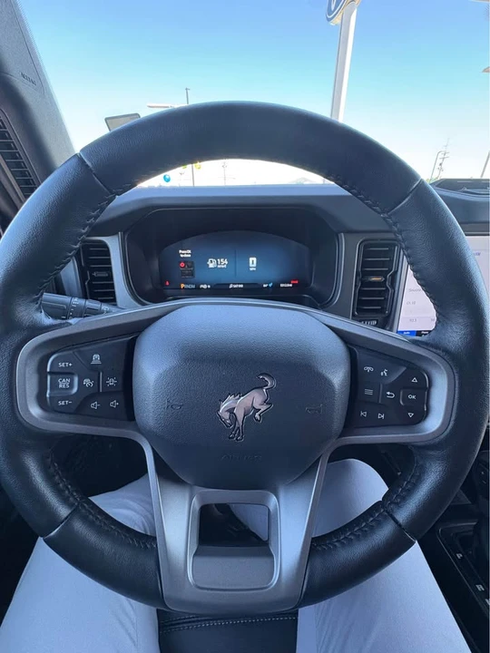 2025 Ford Bronco 6th Gen - Image 8 of 17