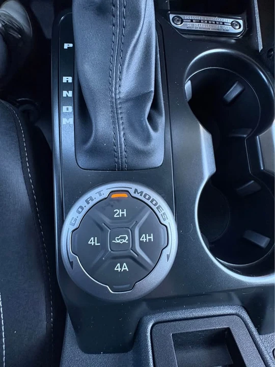 2025 Ford Bronco 6th Gen - Image 11 of 17