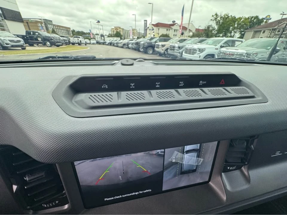 2025 Ford Bronco 6th Gen - Image 12 of 13