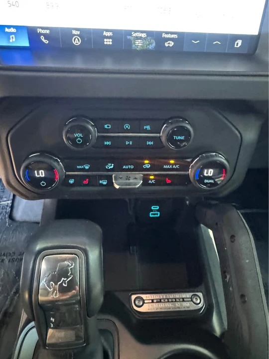 2025 Ford Bronco 6th Gen - Image 14 of 19