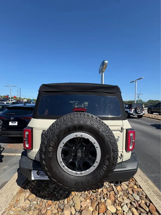 2025 Ford Bronco 6th Gen - Image 4 of 17