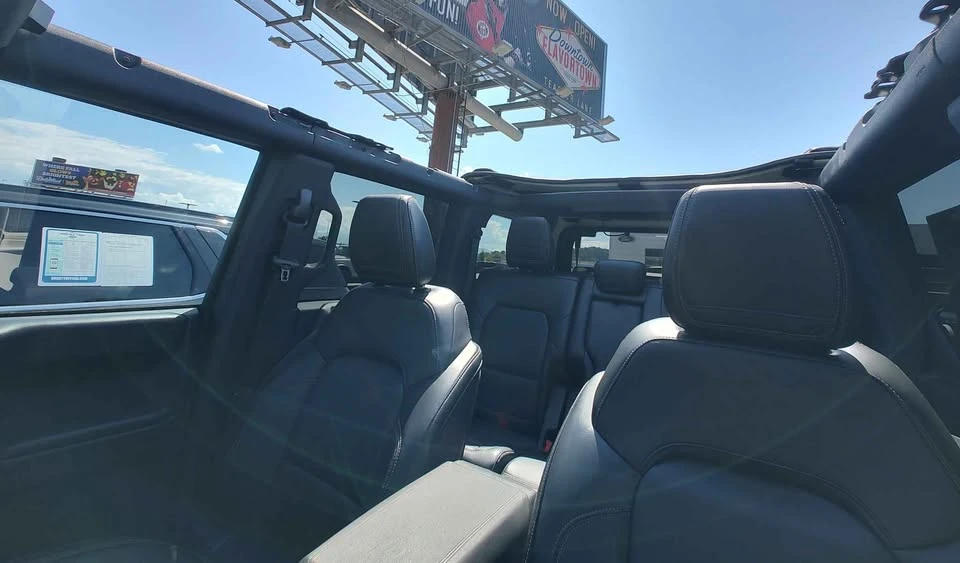 2025 Ford Bronco 6th Gen - Image 8 of 14