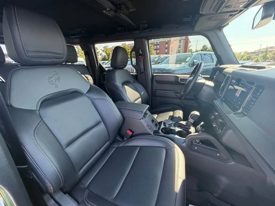 2025 Ford Bronco 6th Gen - Image 9 of 19
