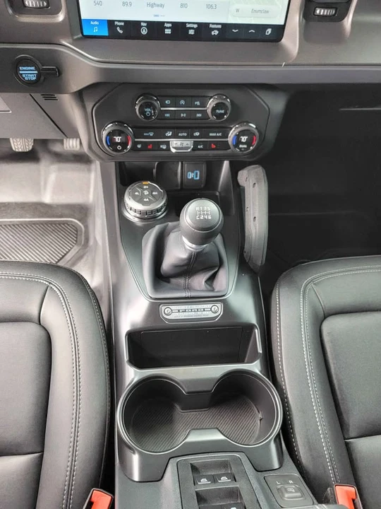 2025 Ford Bronco 6th Gen - Image 10 of 15