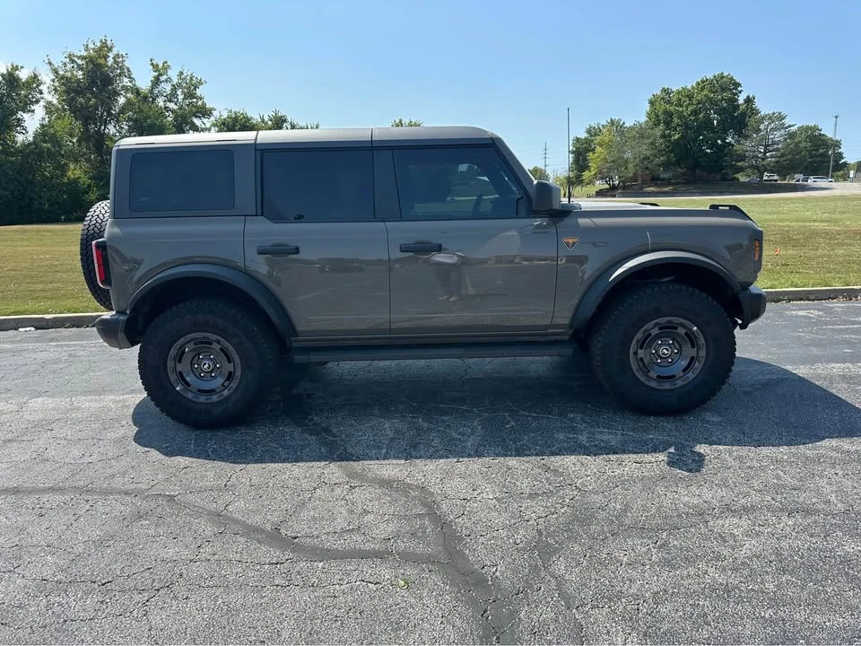2025 Ford Bronco 6th Gen - Image 7 of 15