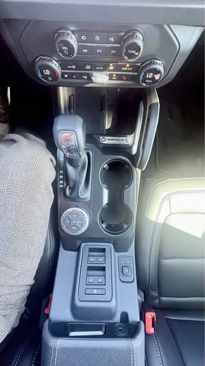 2025 Ford Bronco 6th Gen - Image 15 of 15