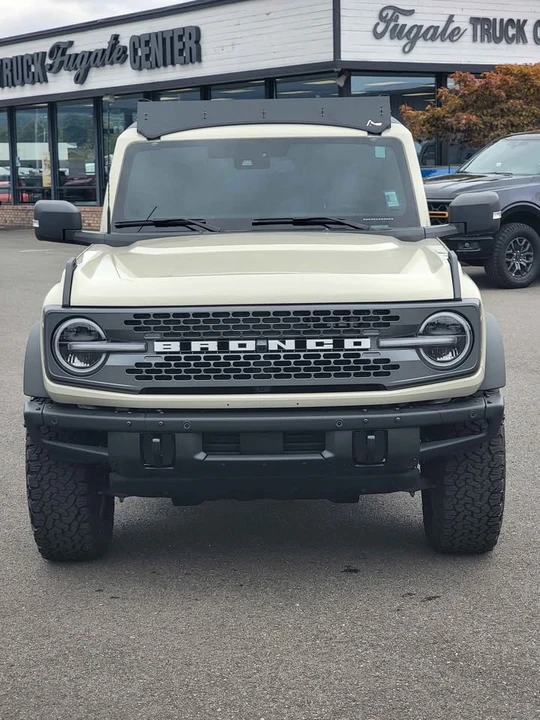 2025 Ford Bronco 6th Gen - Image 2 of 15