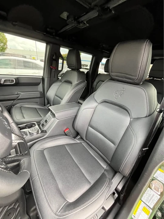 2025 Ford Bronco 6th Gen - Image 16 of 19