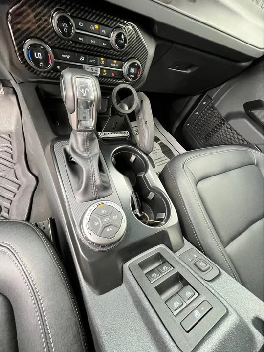2025 Ford Bronco 6th Gen - Image 18 of 19