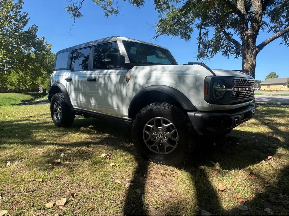 2025 Ford Bronco 6th Gen - Image 9 of 19