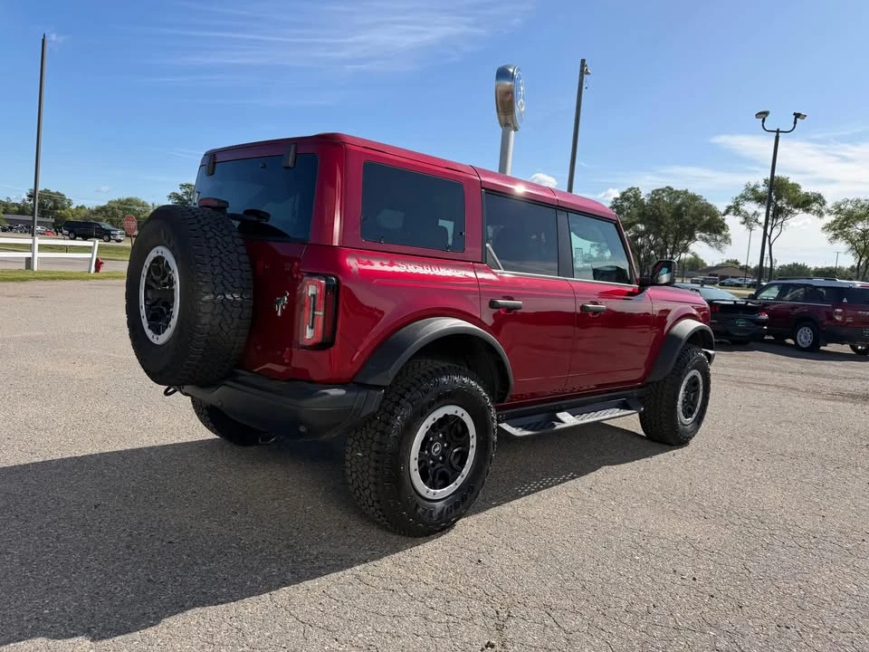 2025 Ford Bronco 6th Gen - Image 5 of 19