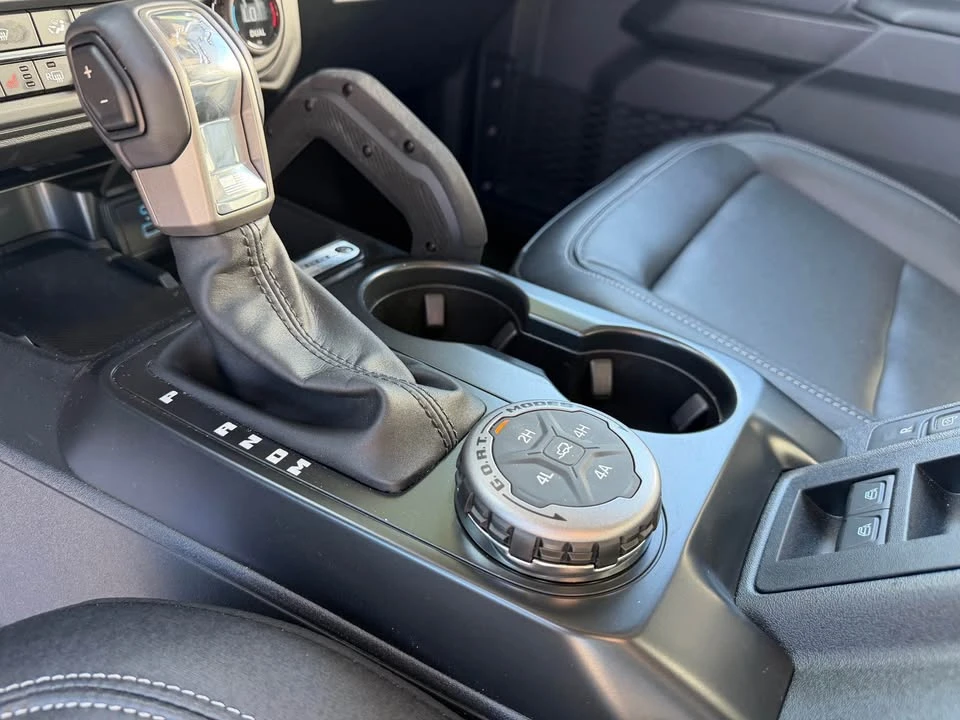 2025 Ford Bronco 6th Gen - Image 17 of 19