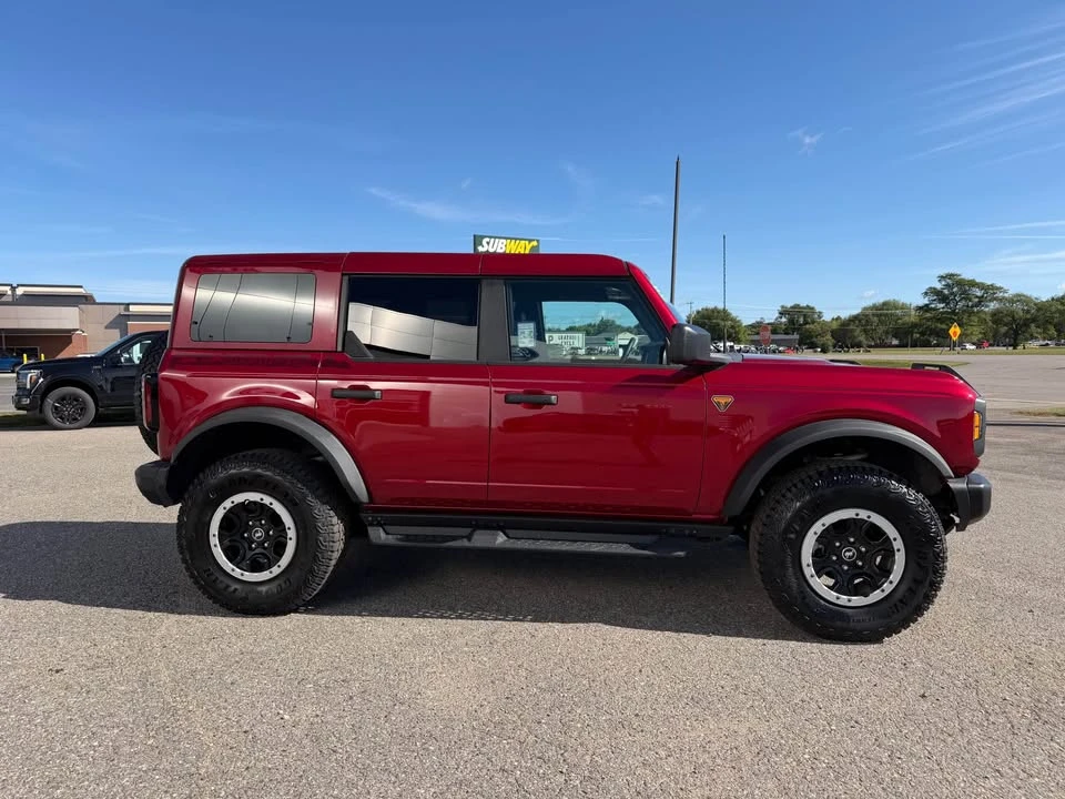 2025 Ford Bronco 6th Gen - Image 4 of 19