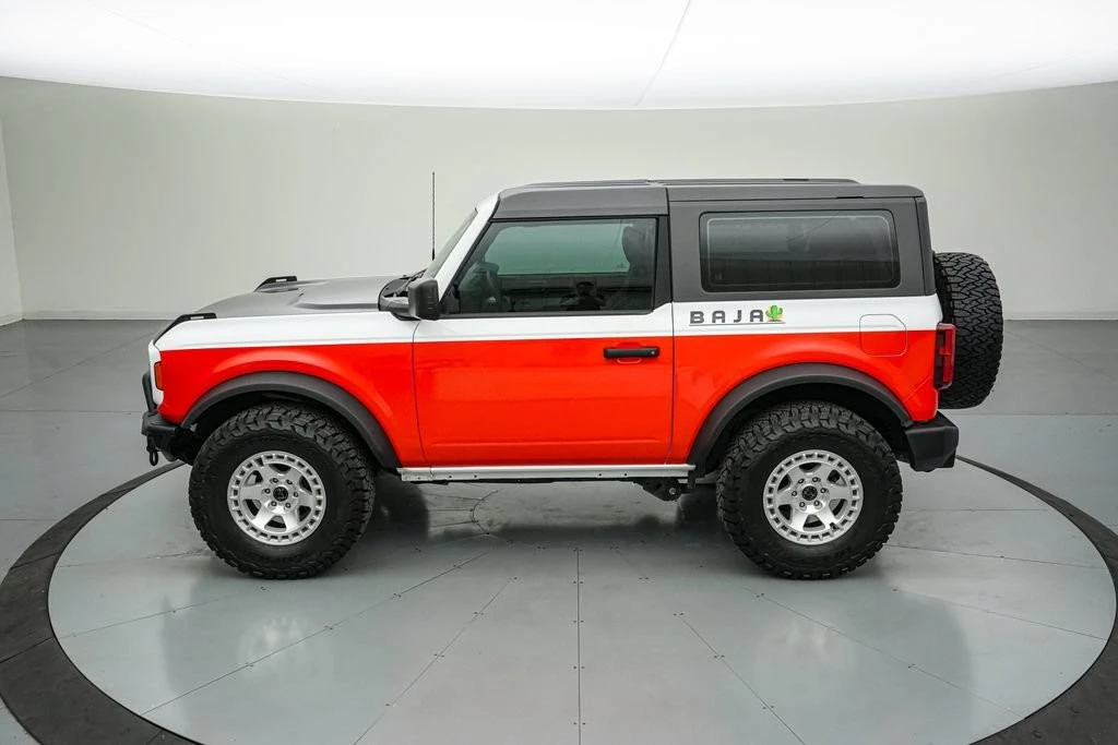 2025 Ford Bronco 6th Gen - Image 8 of 31