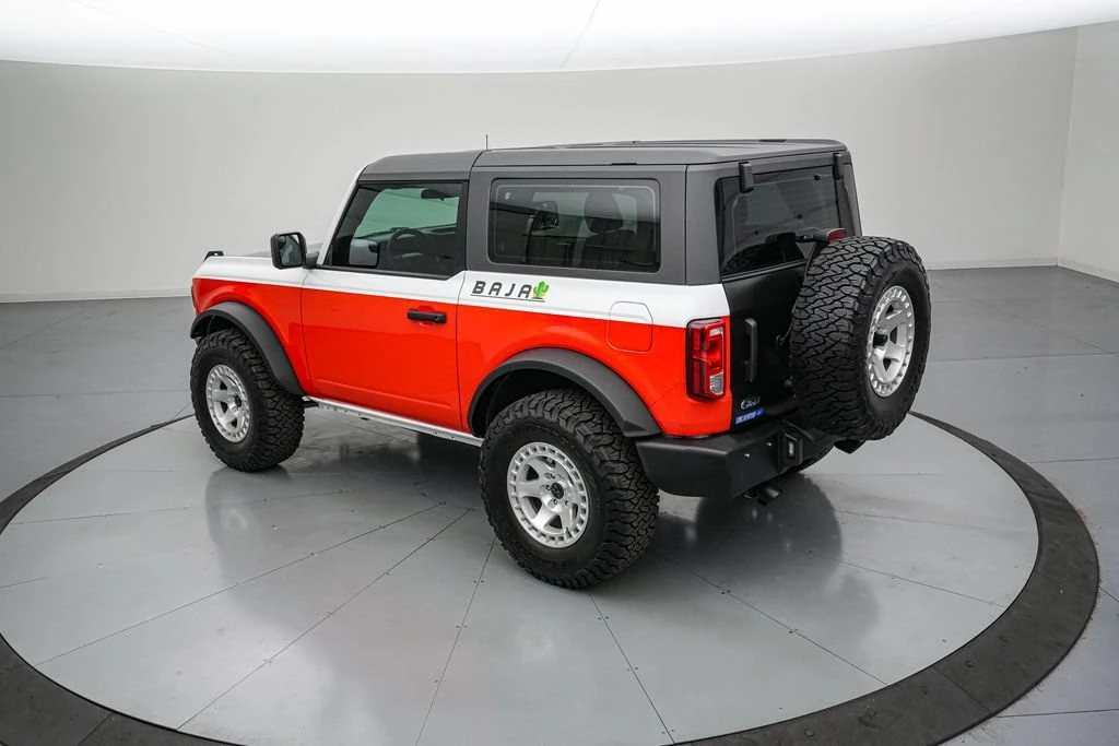 2025 Ford Bronco 6th Gen - Image 7 of 31