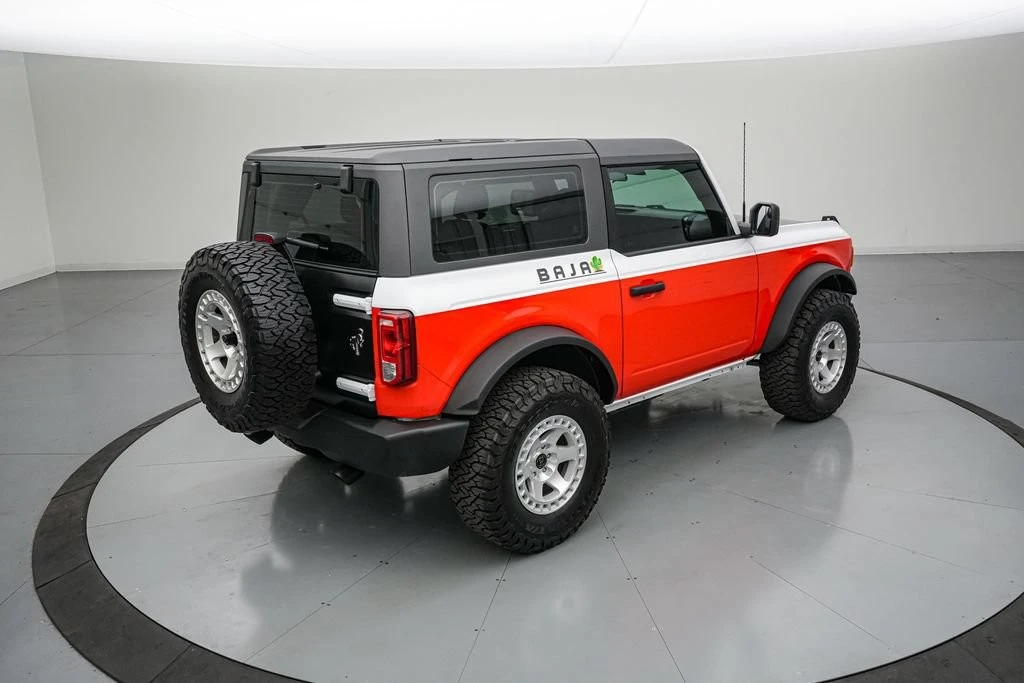 2025 Ford Bronco 6th Gen - Image 5 of 31