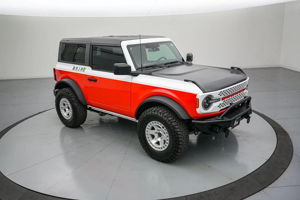 2025 Ford Bronco 6th Gen - Image 2 of 31