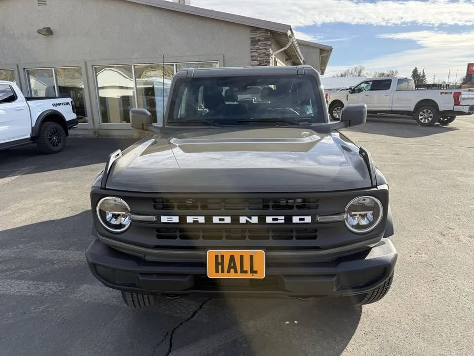 2025 Ford Bronco 6th Gen - Image 2 of 13