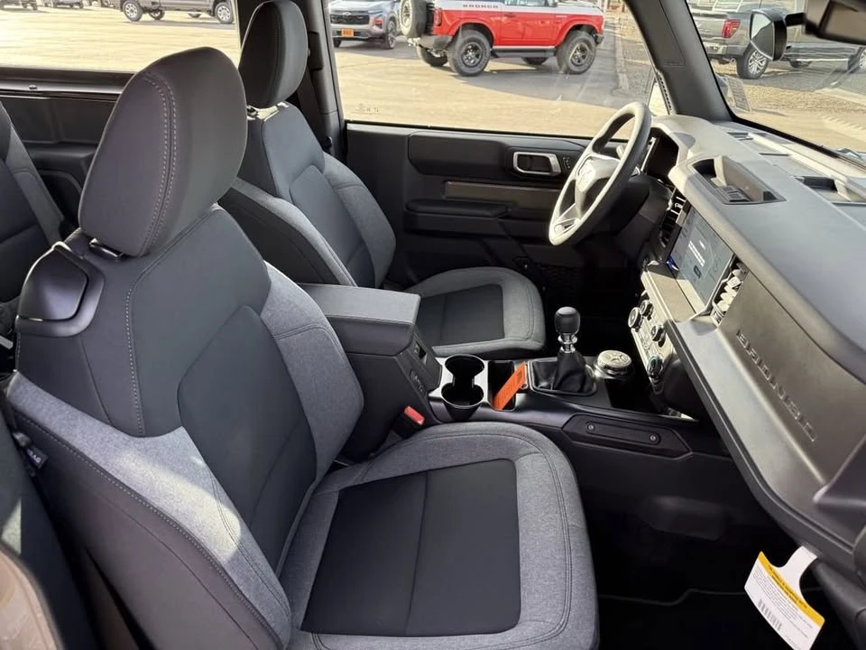 2025 Ford Bronco 6th Gen - Image 11 of 13