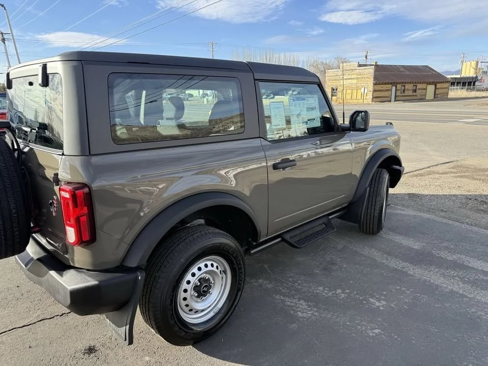 2025 Ford Bronco 6th Gen - Image 4 of 13