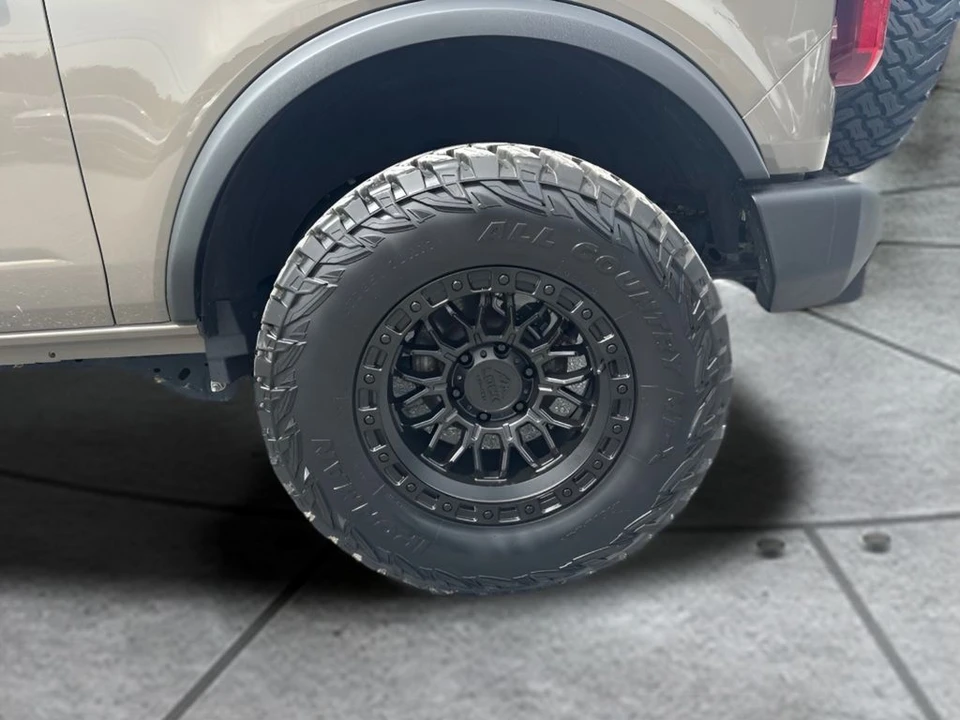 2025 Ford Bronco 6th Gen - Image 23 of 23