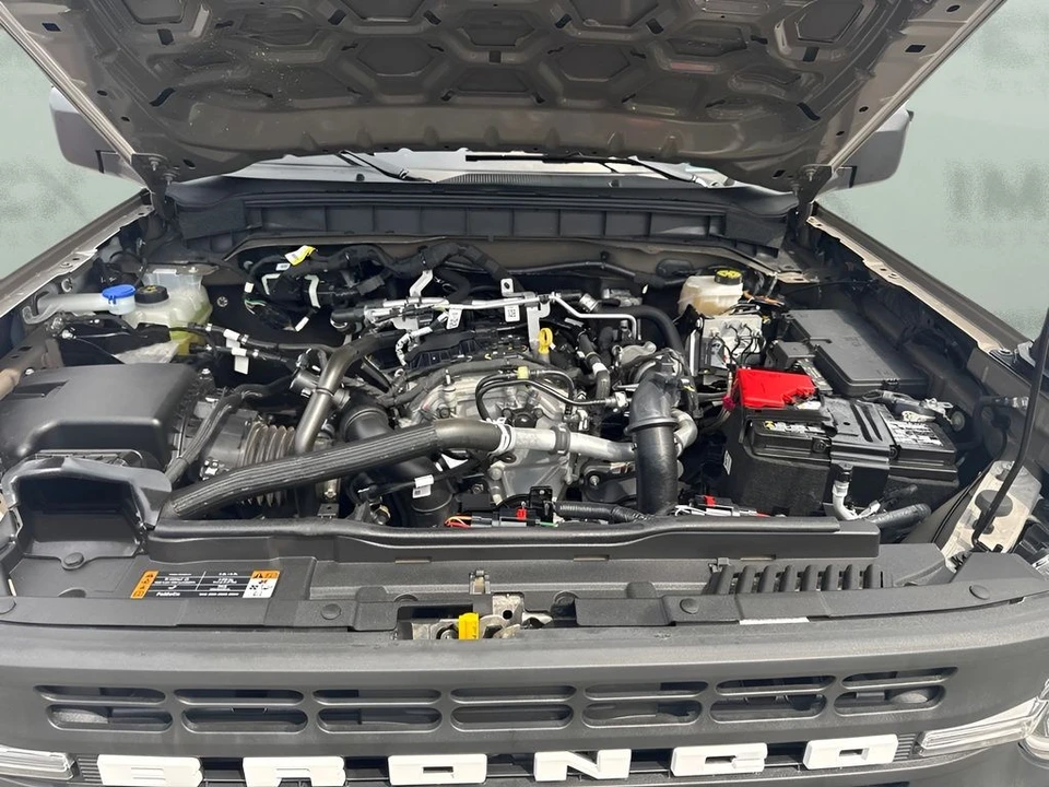 2025 Ford Bronco 6th Gen - Image 20 of 23