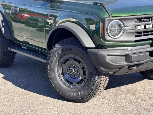 2025 Ford Bronco 6th Gen - Image 4 of 12