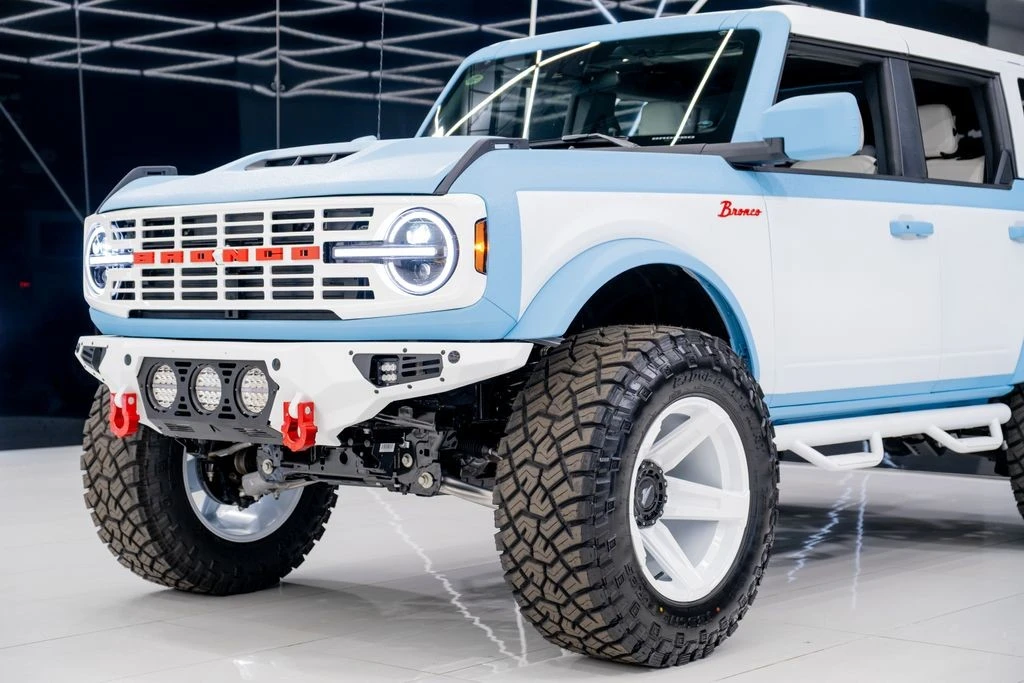 2025 Ford Bronco 6th Gen - Image 4 of 21