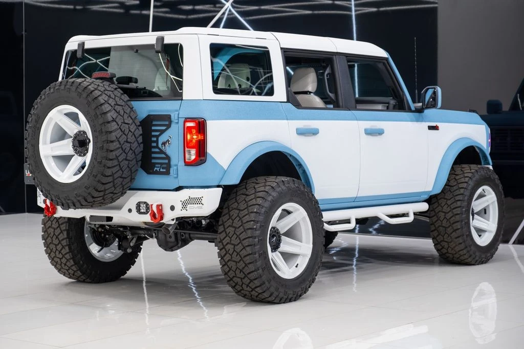 2025 Ford Bronco 6th Gen - Image 14 of 21
