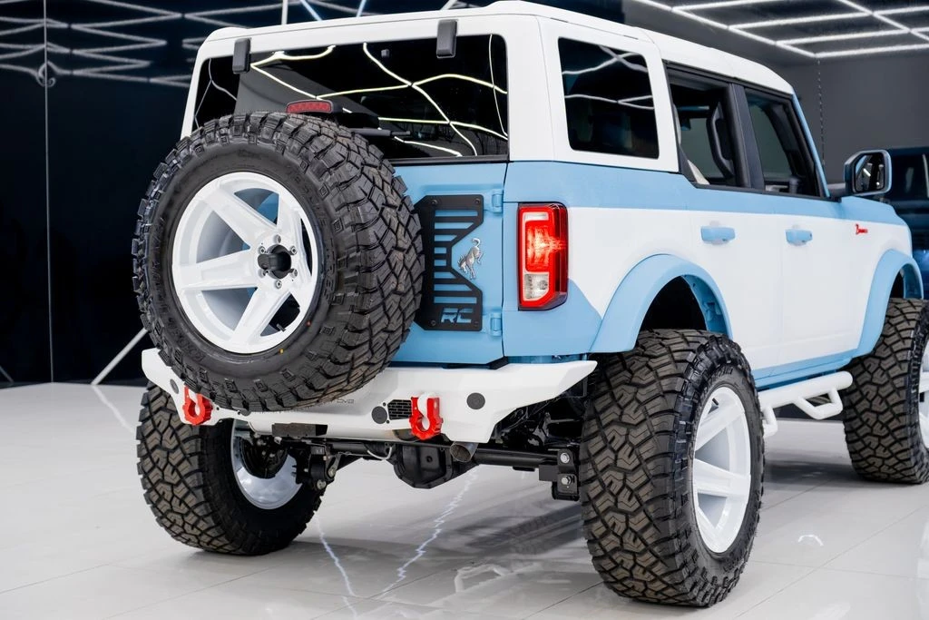 2025 Ford Bronco 6th Gen - Image 15 of 21