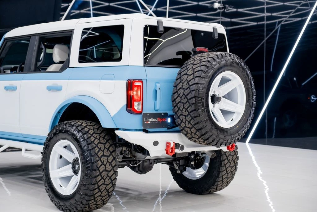 2025 Ford Bronco 6th Gen - Image 18 of 21