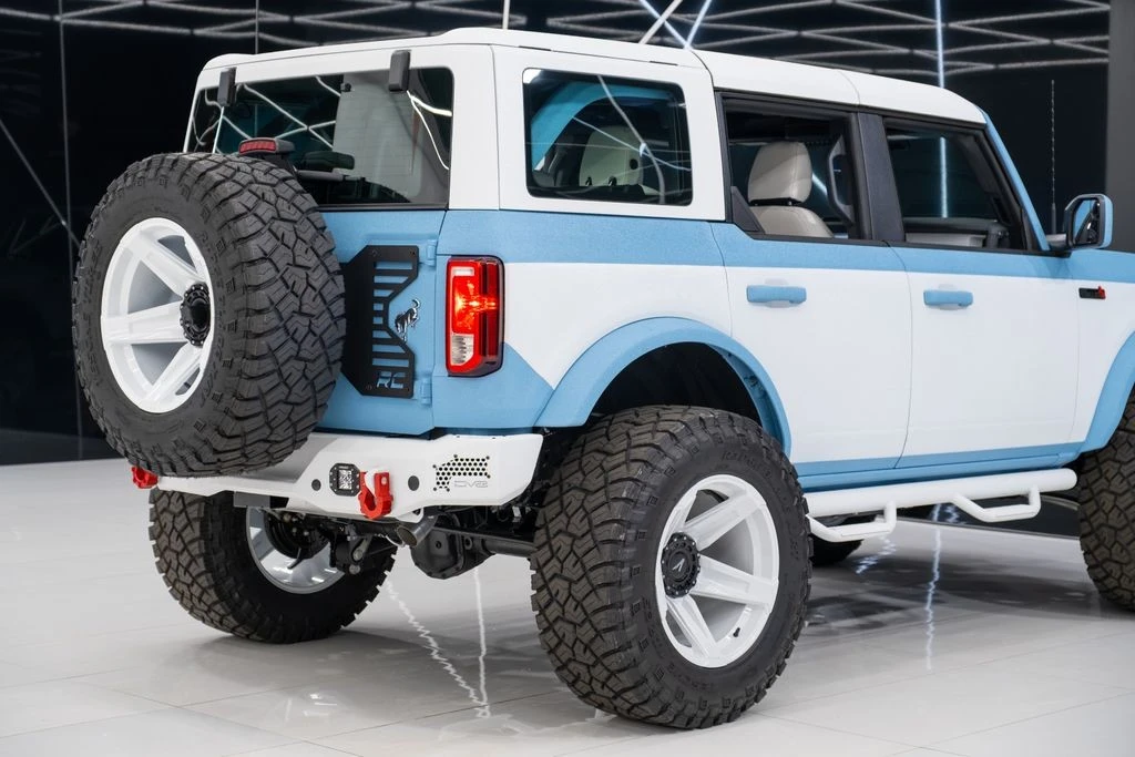 2025 Ford Bronco 6th Gen - Image 16 of 21