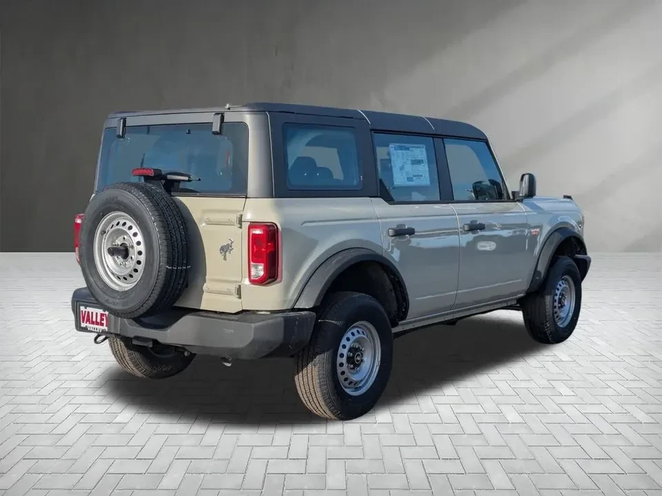 2025 Ford Bronco 6th Gen - Image 7 of 15