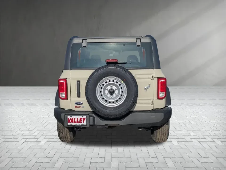 2025 Ford Bronco 6th Gen - Image 6 of 15