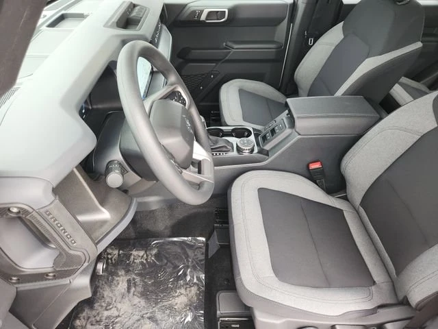 2025 Ford Bronco 6th Gen - Image 10 of 20